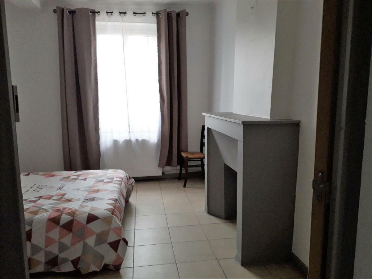 Appart Comme Chez Soi Pusignan Exterior photo